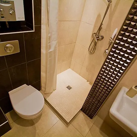 White Pier Apartament *